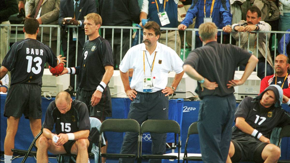 Bei Trainer Heiner Brand und seinem Team ist die Enttäuschung riesengroß. Während für das deutsche Team das Turnier beendet ist, ergattert Spanien die nächste Bronzemedaille