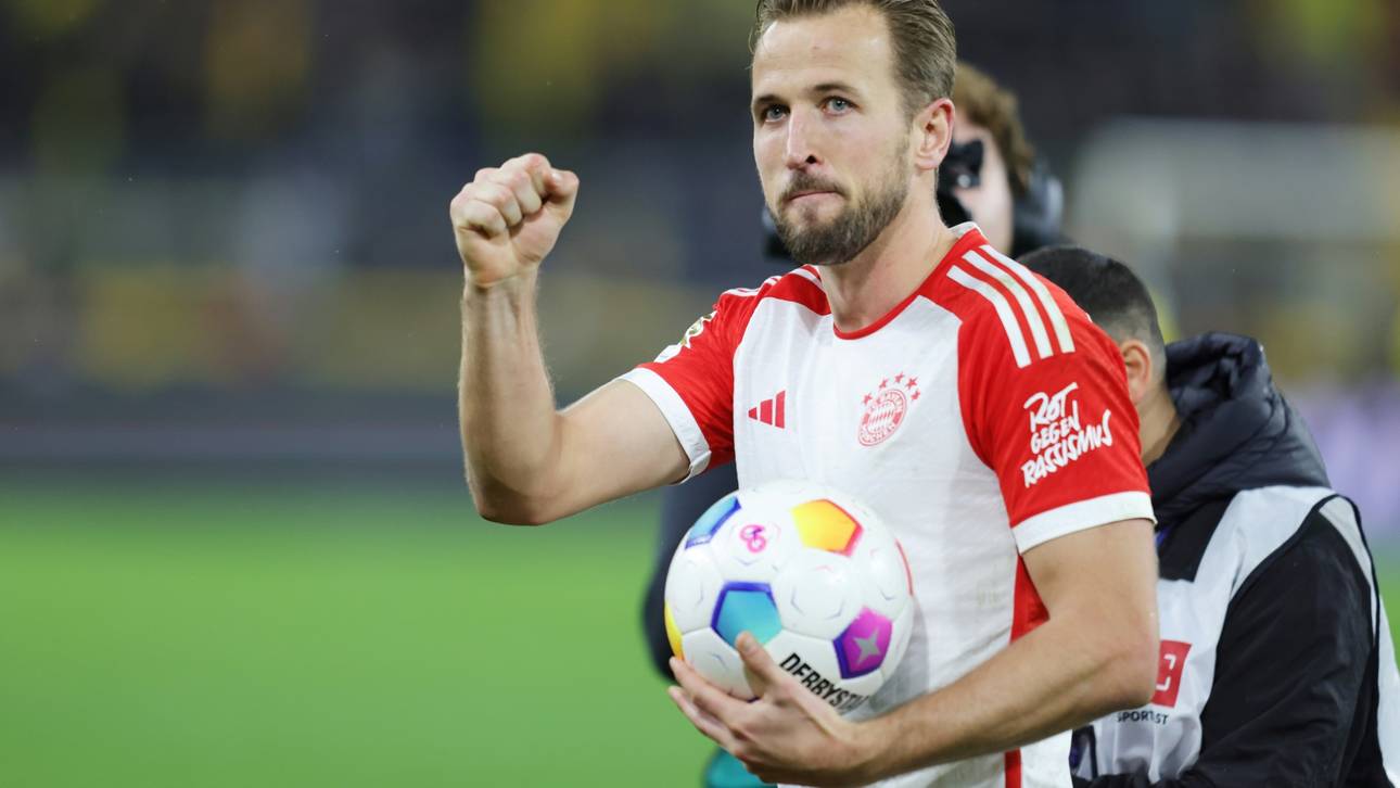 Bayern-Boss klopft sich auf Schulter