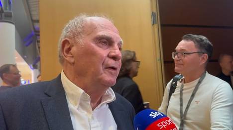 Wird Innenverteidiger Dayot Upamecano bei verlängern oder muss sich Bayern nach Ersatz umsehen? Die Antwort von Ehrenpräsident Uli Hoeneß fällt knapp und bestimmt aus.