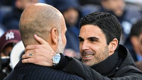 Arteta (r.) und Guardiola verbindet eine Freundschaft