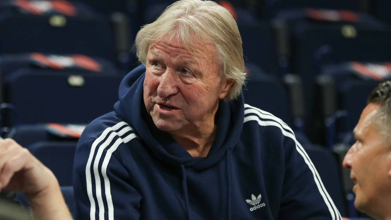 Horst Hrubesch ausgezeichnet