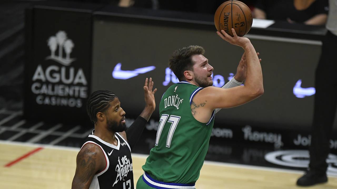 Mavs-Gala düpiert die Clippers
