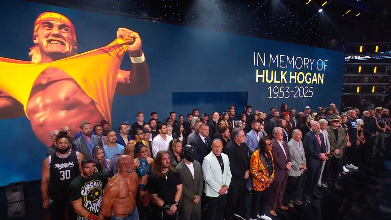 WWE ehrt Hulk Hogan emotional