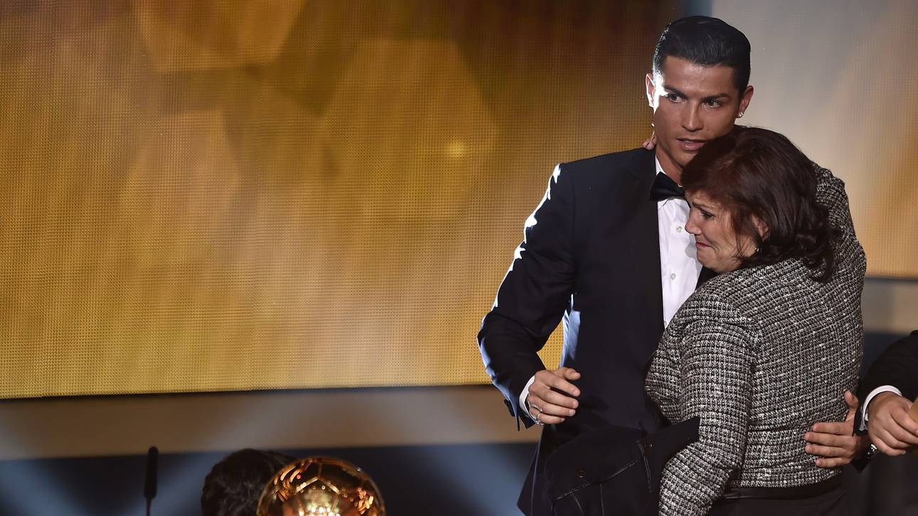 Beamte stoppen Ronaldos Mutter
