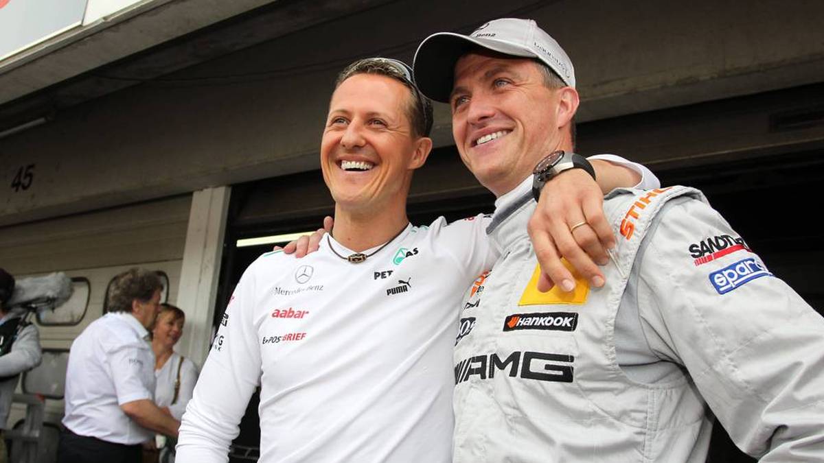 Ralf Schumacher (r.) und Bruder Michael Schumacher fuhren einst gemeinsam in der Formel 1