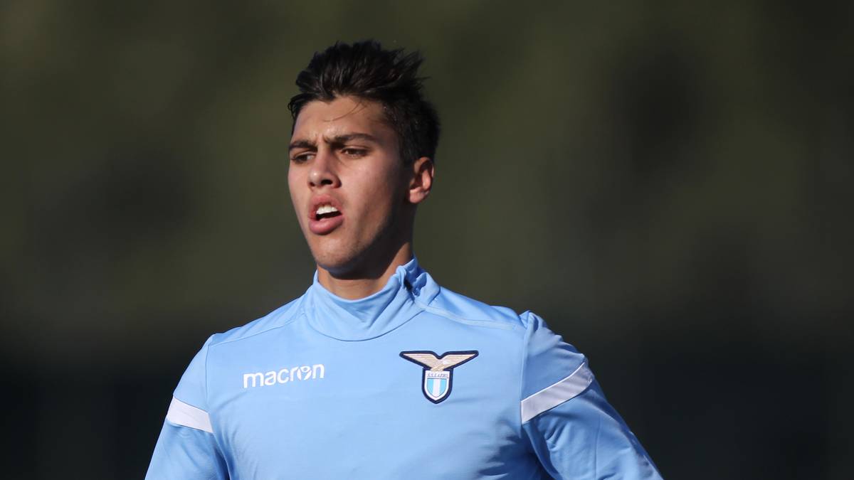 PEDRO NETO (POR, 17 - Lazio Rom): Aktuell ist Neto vom portugiesischen Erstligisten Sporting Braga ausgeliehen. Für 2019 hat Lazio die Option ihn fest zu verpflichten. Bislang hat der Teenager allerdings noch keinen Einsatz in der Serie A verbucht