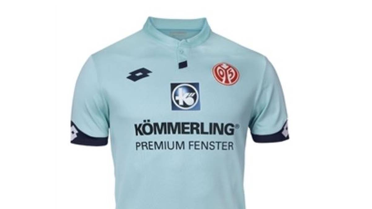 Auswärts laufen die 05er in Türkis auf, Applikationen und Ärmelränder sind dunkelblau abgesetzt