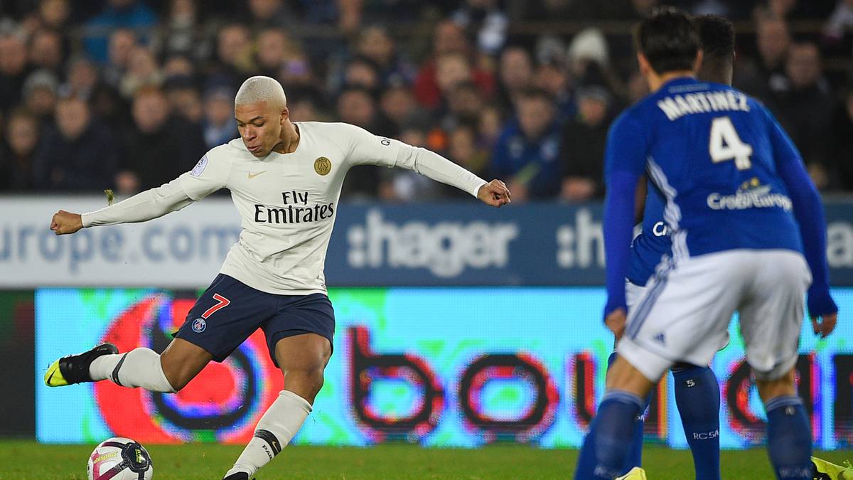 PLATZ 5 - KYLIAN MBAPPE (Paris Saint-Germain): 15 Tore - 12 (Ligue 1) + 3 (Champions League)