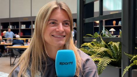 Auch am Tag nach dem historischen Einzug ins WM-Halbfinale kann es Alexandra Wilke kaum glaube. Auch die Unterstützung einer Legende macht sie besonders glücklich.