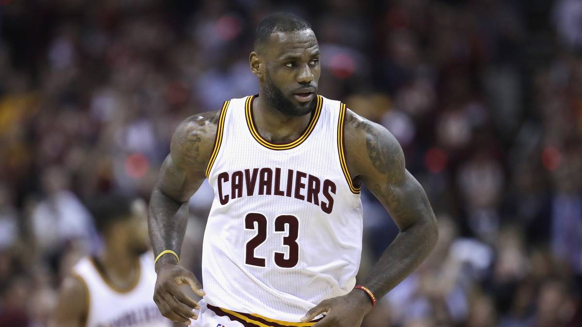 PLATZ 3: LeBron James (USA), Basketball - 67,8 Millionen Euro