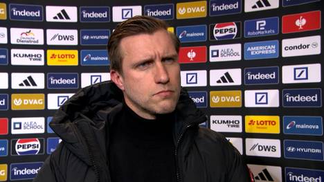 Nach dem Bundesligaspiel gegen Bayer 04 Leverkusen äußert sich Frankfurts Sportvorstand Markus Krösche zur aktuellen sportlichen Lage. Dabei spricht er über die abgeschlossene Trainersuche und gibt seine Einschätzung zur Krise bei Eintracht Frankfurt.