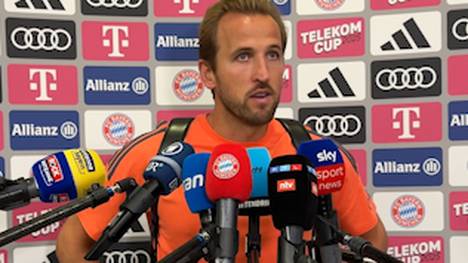 Harry Kane spricht nach dem 4:0-Sieg des FC Bayern über Tottenham über seinen verschossenen Elfmeter und das Gefühl, gegen seinen Ex-Klub aus London zu spielen.