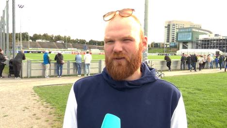 Amin Younes hat unter Miron Muslic keinen leichten Stand und nur wenig Zeit sich auf dem Platz zu zeigen. Die Schalker Fans haben dazu eine klare Meinung.