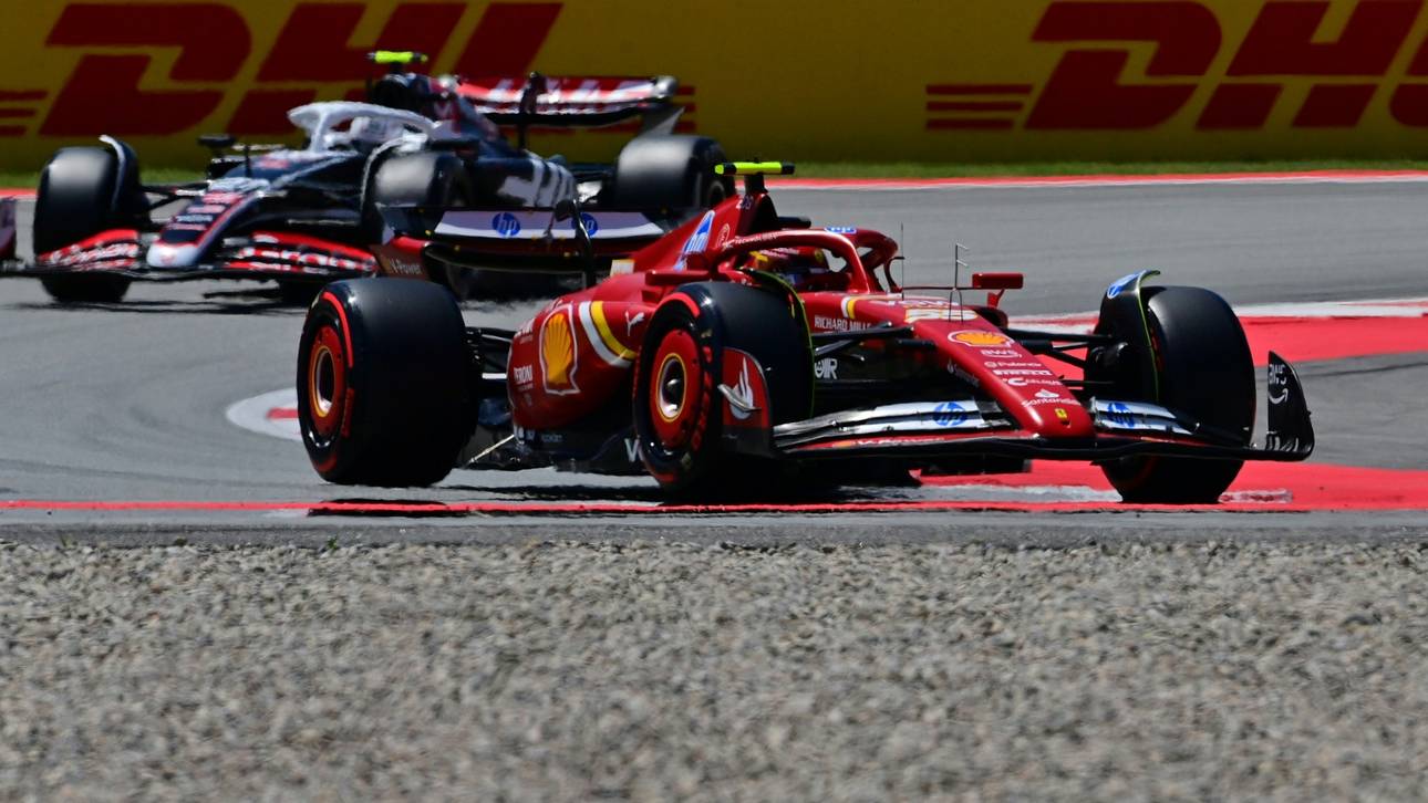 Sainz im Training hauchdünn vorne