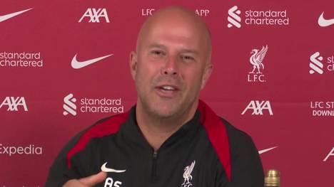 Liverpool-Coach Arne Slot stichelt zum Abschied von Trent Alexander-Arnold wegen dessen teils unzureichender Trainingsleistungen. Seine Enthüllung versteht er als erstes Geschenk an den designierten Real-Trainer Xabi Alonso.