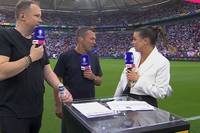 Während den Vorberichten der Kollegen von MagentaTV zum Spiel Georgien gegen Portugal wird Experte Lothar Matthäus von einem Ball getroffen.
