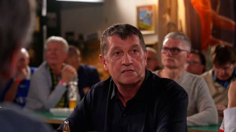 Verlängert Nico Schlotterbeck bei Borussia Dortmund oder wird er den Verein verlassen? Thomas Strunz wagt im Fantalk eine Prognose.