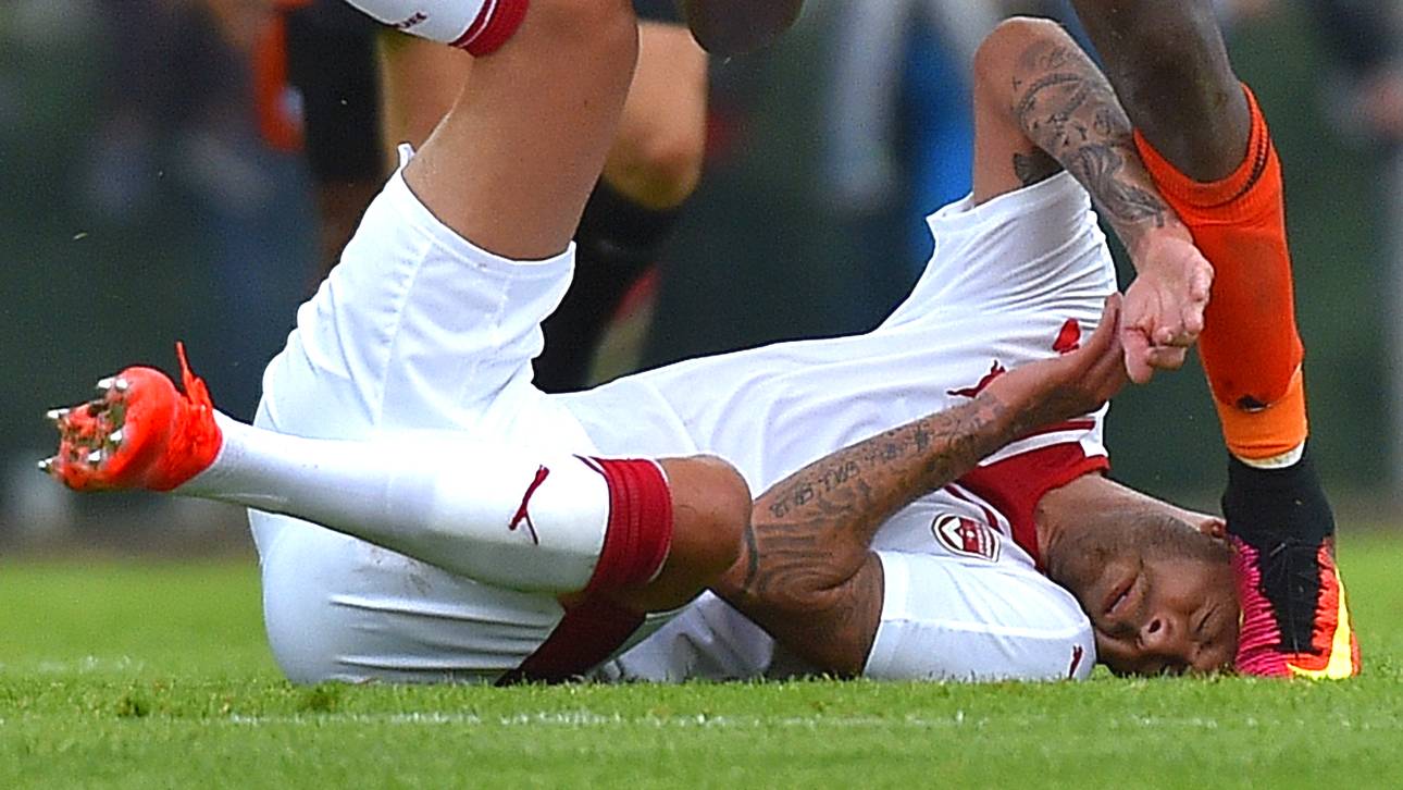 In dieser Szene verletzte sich Jeremy Menez