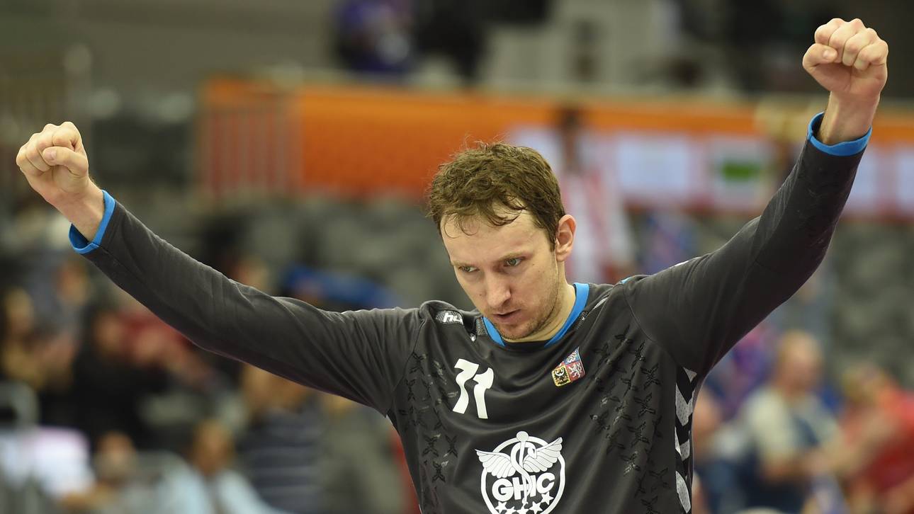 Füchse holen Stochl zurück