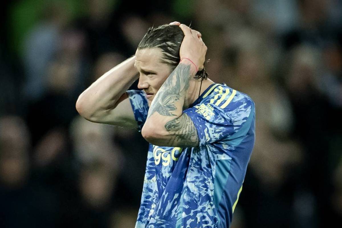 Ajax steigt "endgültig in die Hölle ab"