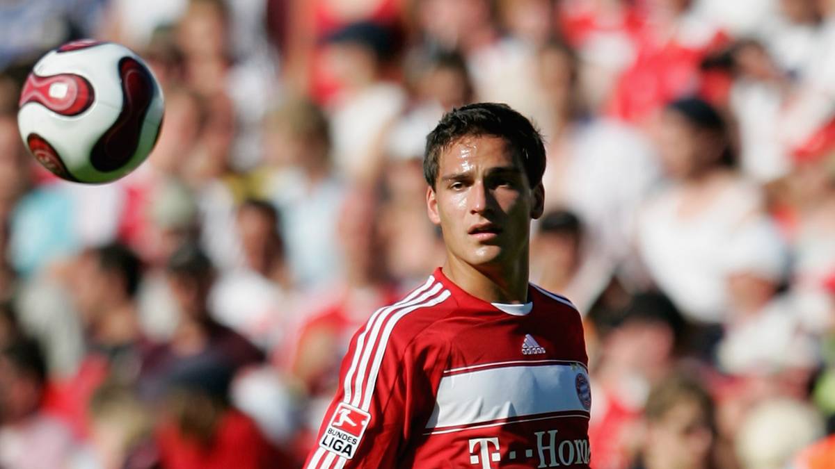PLATZ 3 - MATS HUMMELS: Boatengs heutiger Partner in der Bayern-Inneverteidigung begann seine Karriere sogar in München. Bis 2008 spielte Mats Hummels beim FCB