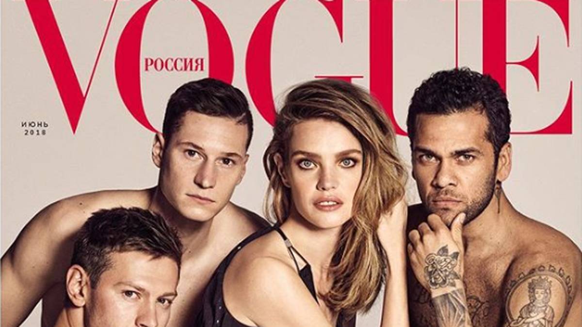 Gemeinsam mit PSG-Kollege Dani Alves (r.), Krasnodar-Stürmer Fedor Smolov und Topmodel Natalia Vodianova posiert er auf dem Cover der russischen "Vogue"