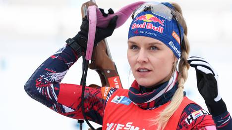 Biathletin Anna Gandler musste die vergangene Saison aus gesundheitlichen Gründen vorzeitig beenden. Beim Loop One Festival in München spricht die Österreicherin darüber, wie hart das war, und erklärt, warum Franziska Preuß ihr großes Vorbild ist.  