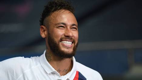Neymar unterschreibt einen neuen Sponsorenvertrag