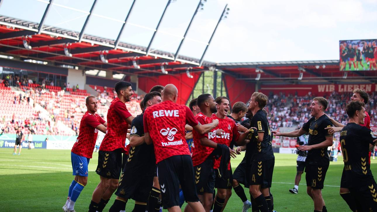 Jubeltraube: Köln feiert das späte 2:1