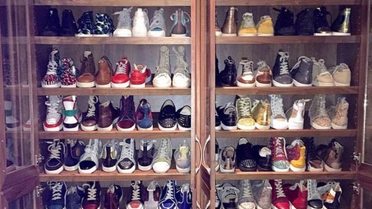 Auch sonst teilt Mayweather bei Instagram gerne, was ihn so an Alltagssorgen mit seinem Publikum verbindet: Welche Schuhe heute?