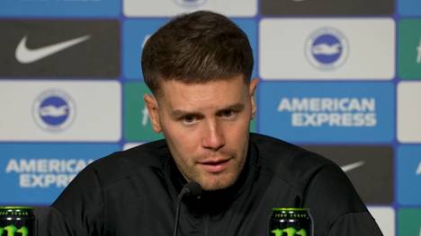 Brighton-Trainer Fabian Hürzeler ist vor dem Duell mit Leeds United voll des Lobes für seinen Kollegen Daniel Farke. Dessen Team habe einen klaren Spielstil und sei extrem diszipliniert.