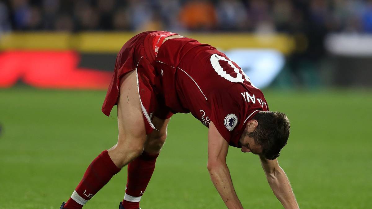 Auch verletzungsbedingt verpasste der 31-Jährige in der vergangenen Saison einige Spiele. Insgesamt stehen für ihn drei Champions-League-Einsätze während der Gruppenphase zu Buche  