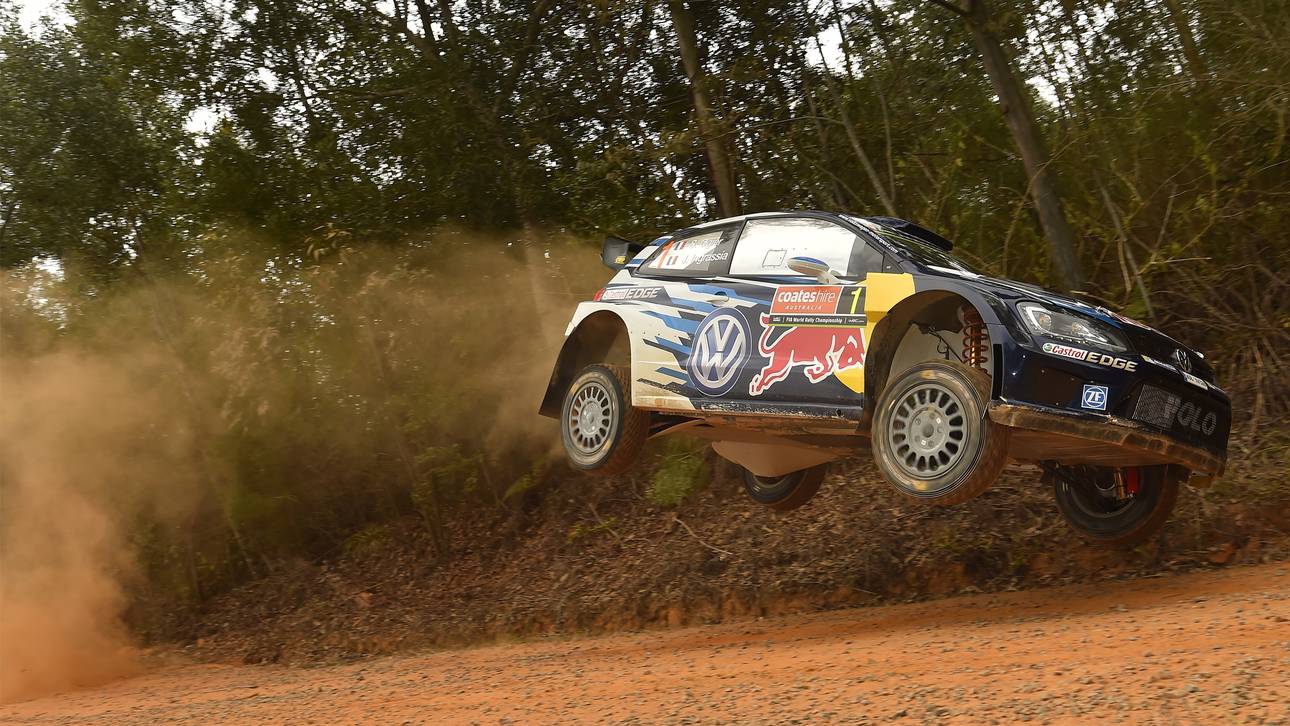 Australien: Ogier in Lauerstellung