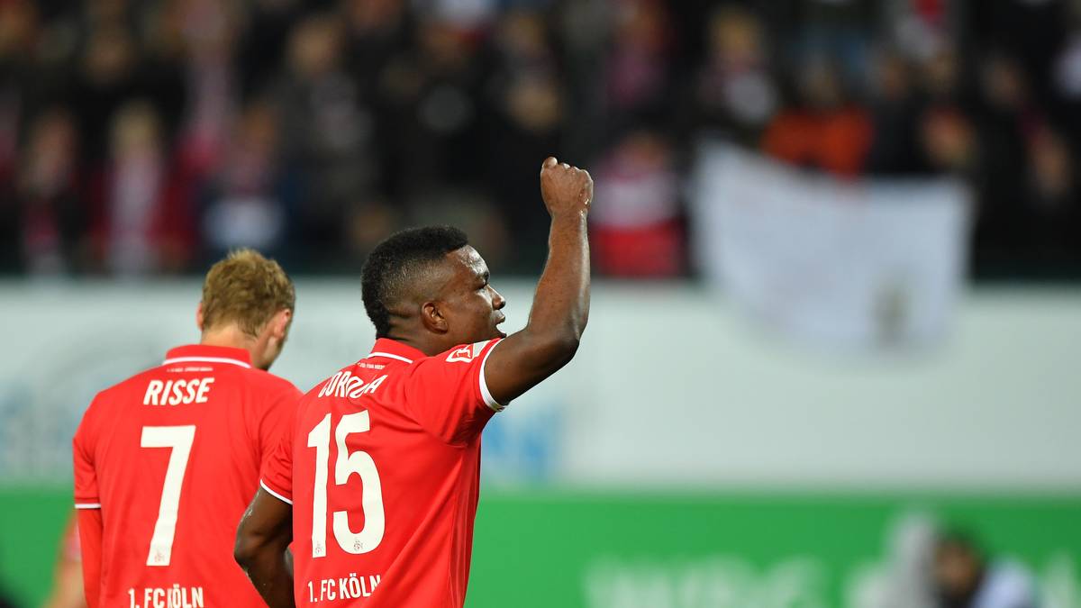 Für ihn und den FC läuft es in Fürth von Beginn an perfekt. Schon nach acht Minute klingelt es im Kasten. Nach Vorlage von Kainz trifft Cordoba zum 1:0. Es sollte nicht das letzte Tor für den kolumbianischen Stürmer sein