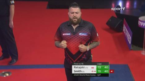 Der "Bully Boy" Michael Smith hat den Polen Krzysztof Ratajski aus dem Turnier geworfen. Der Brite setzte sich dabei souverän mit 16:13 durch. 
