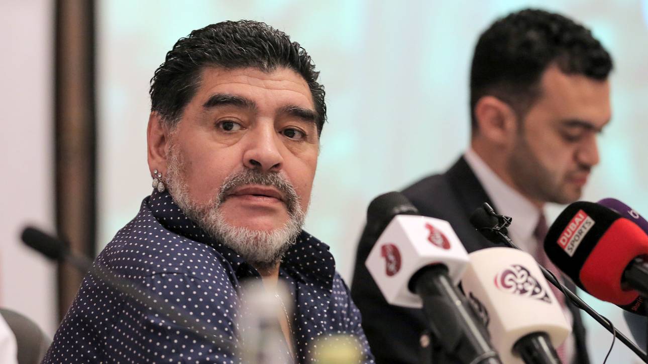 Maradona: „Dani Alves ist ein Idiot“