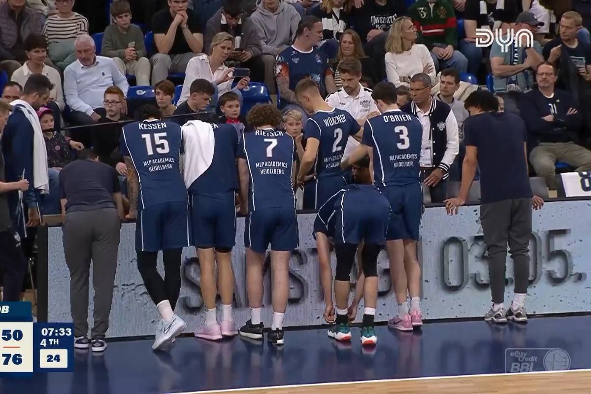 Heidelberg-Coach Danny Jansson war in der Partie gegen die Löwen Braunschweig deutlich unzufrieden mit der Leistung seiner Mannschaft. In einer Ansage ließ er seinem Frust freien Lauf.