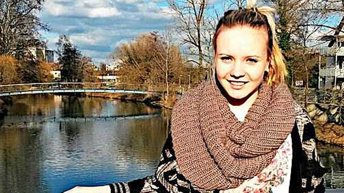 Die Außenangreiferin wirkt hier ganz zahm: Doch auf dem Spielfeld kann Jennifer Geerties auch anders. Mit erst 20 Jahren gehört sie zu den Küken im Kader (Copyright:facebook.com/jennifer.geerties)