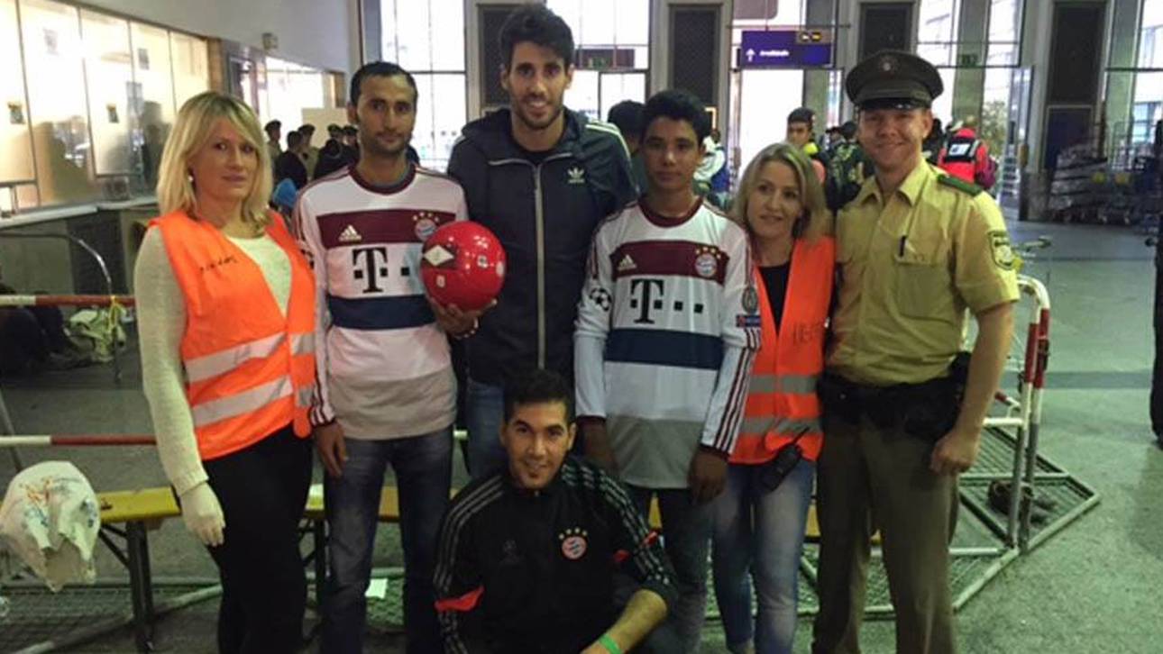 Martinez unterstützt Flüchtlinge