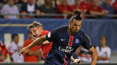 Bastian Schweinsteiger (l.) und Co. verlieren gegen Paris St. Germain