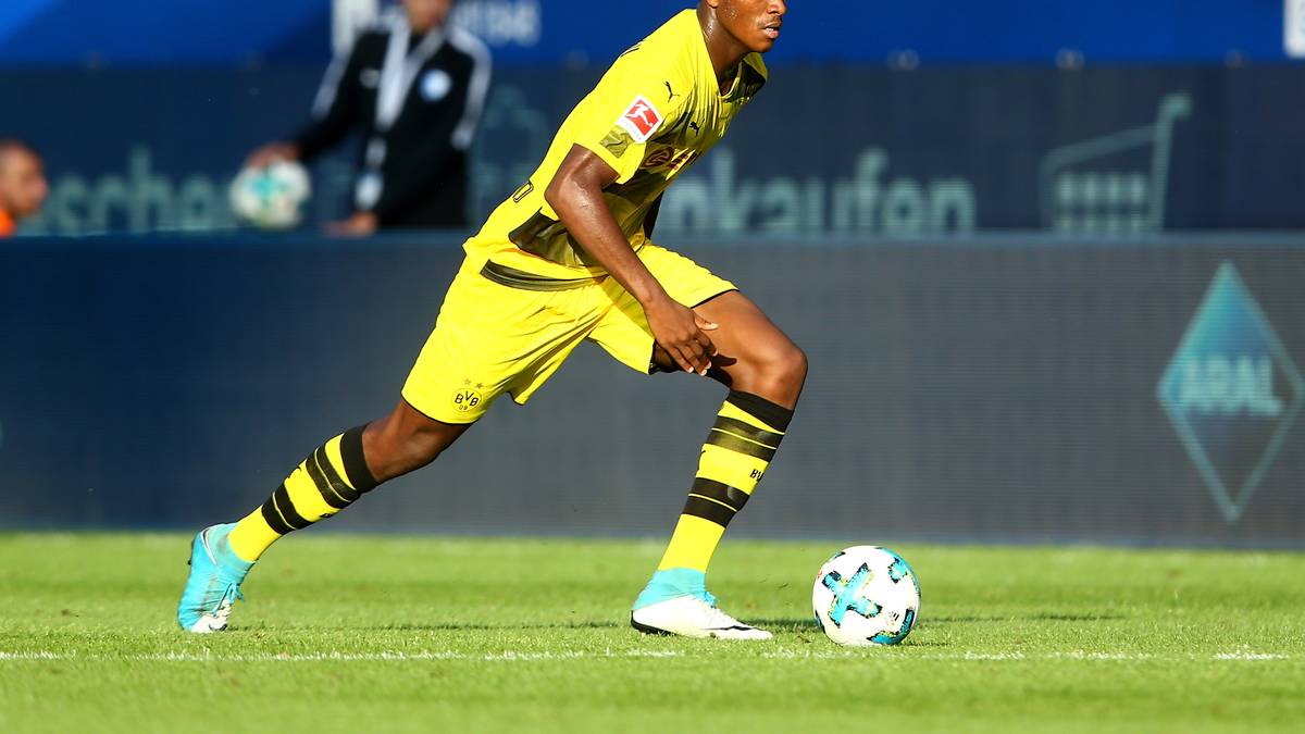 DAN-AXEL ZAGADOU: Der gerade einmal 19 Jahre alte Franzose mauserte sich kurz vor und im BVB-Trainingslager zum ernsthaften Stammelf-Kandidaten. Weil mit Schmelzer und Guerreiro beide Linksverteidiger verletzt ausfallen und Erik Durm schwächelt, steht plötzlich Zagadou (eigentlich Innenverteidiger) im Fokus. SPORT1-Note 2,5