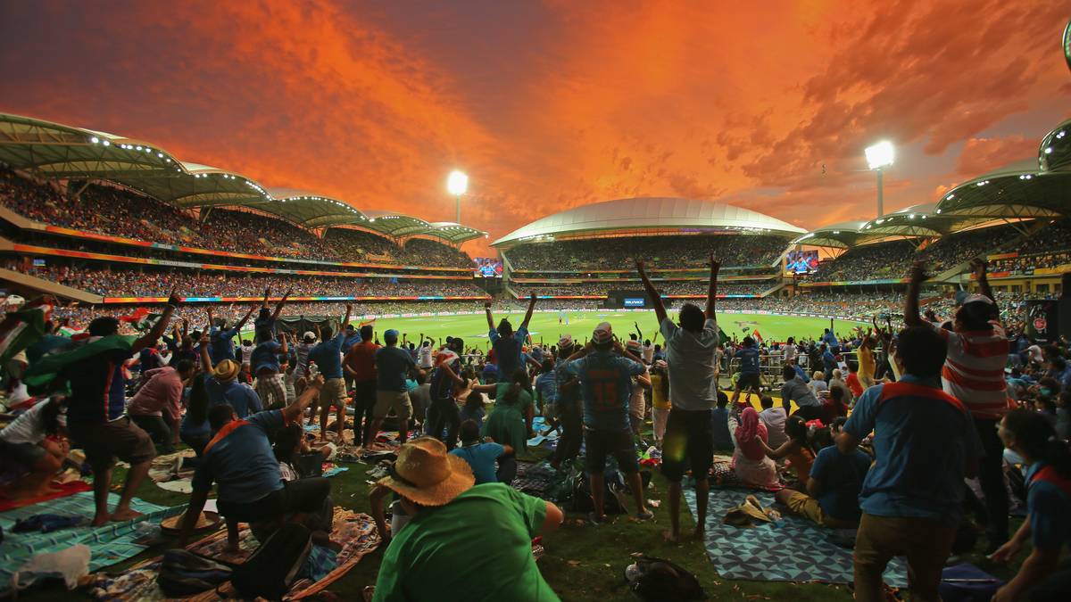 Es ist eines der größten Sportereignisse der Welt und läuft in unseren Breiten doch eher unter dem Radar. Die Cricket-WM zieht Milliarden vor die Fernseher und Hunderttausende in die Stadien Australiens und Neuseelands. Die Euphorie in den teilnehmenden Ländern ist riesig. SPORT1 hat die besten Bilder dieses außergewöhnlichen Events
