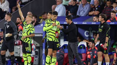 Kai Havertz hat einen schweren Stand bei den Arsenal-Fans. Der 24-Jährige wurde mit nur 22 Ballaktionen nach 56 Minuten gegen Fulham ausgewechselt. Trainer Mikel Arteta verteidigt den Neuzugang.