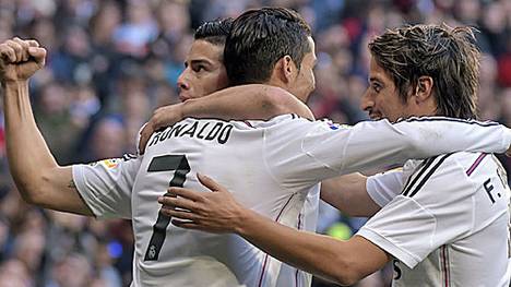 Real Madrid führt die Primera Division an
