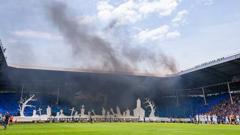 Relegation, Waldhof Mannheim: Ultras beteiligen sich an Geldstrafe nach Pyroskandal , Waldhof Mannheim wurde vom DFB mit Punktabzug und einer Geldstrafe bestraft 