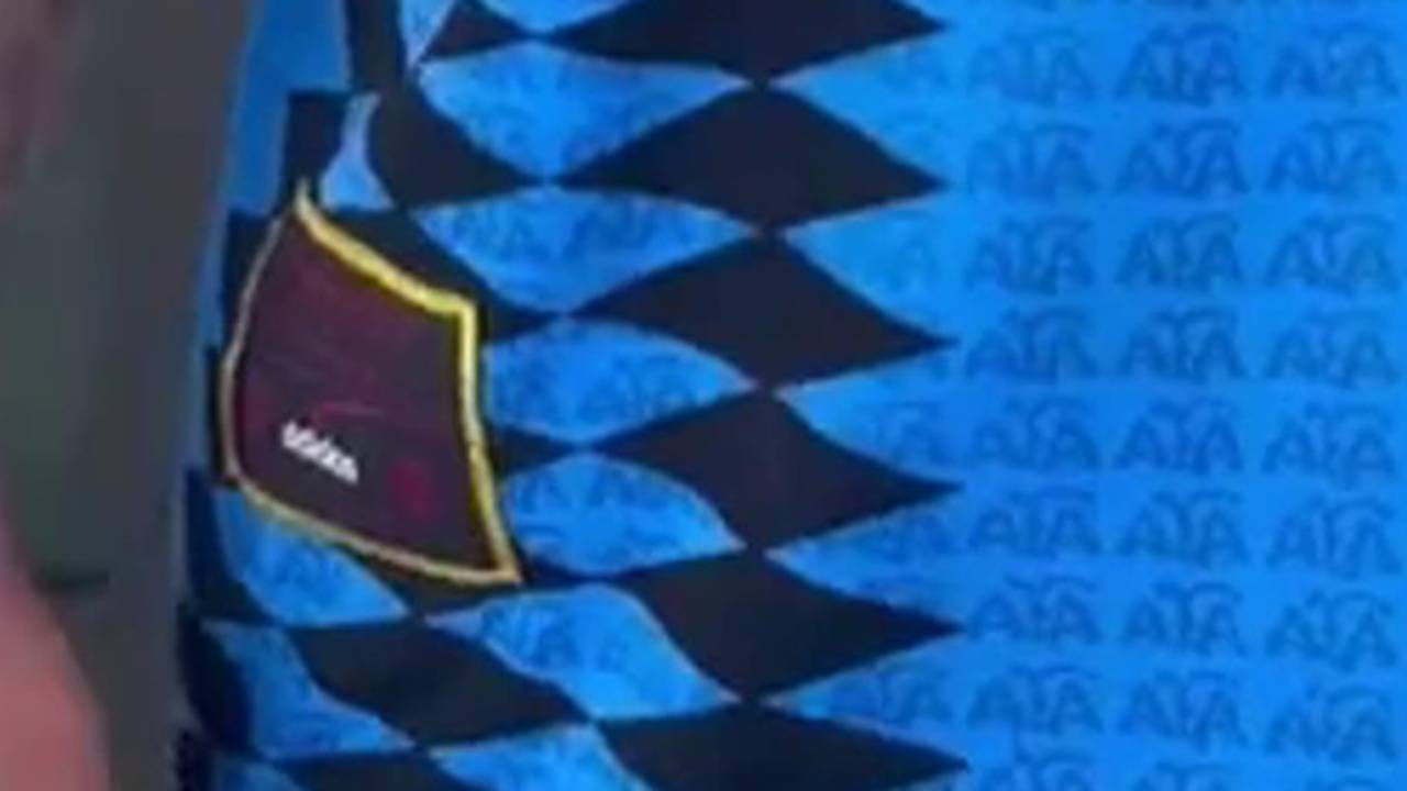 Historischer Look! Leakt Lionel Messi hier das neue Argentinien-Trikot?