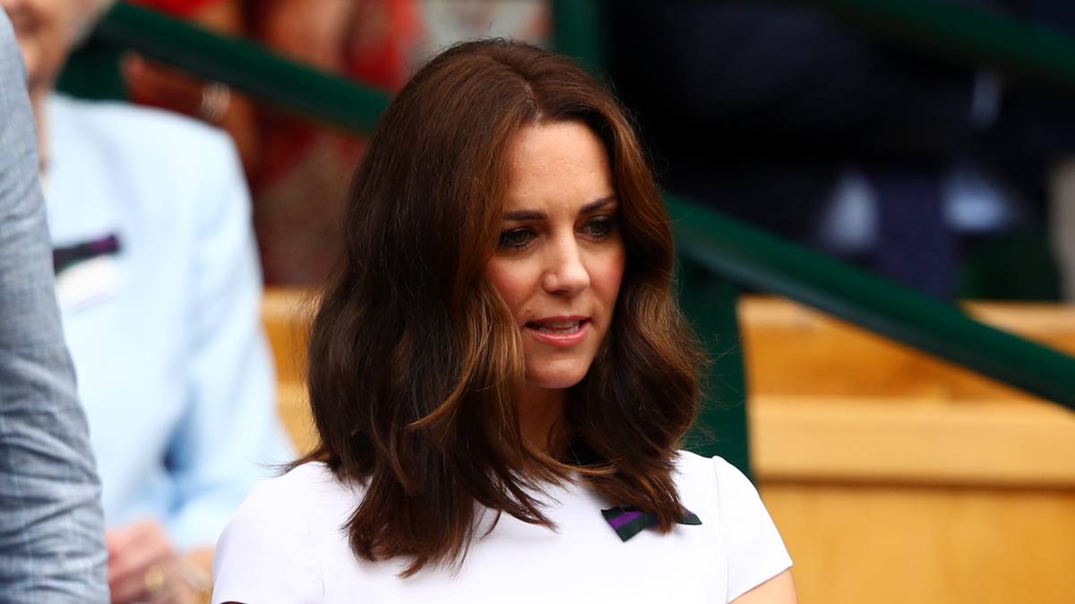 Ebenso neutral wie elegant gibt sich dagegen in der Royal Box Herzogin Kate