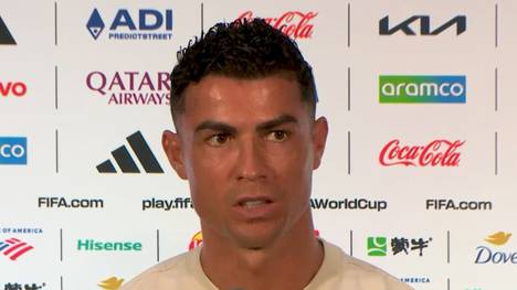 Vor dem Achtelfinale gegen Spanien äußert Cristiano Ronaldo deutliche Kritik an den Medien. Es geht wieder einmal um das Thema, ob es seine letzte WM bleiben wird. Aber dieses Mal hat der Superstar eine klare Antwort. 