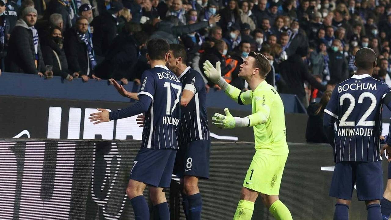 Becherwurf bei VfL Bochum gegen Bor. Mönchengladbach: Das droht dem Werfer jetzt