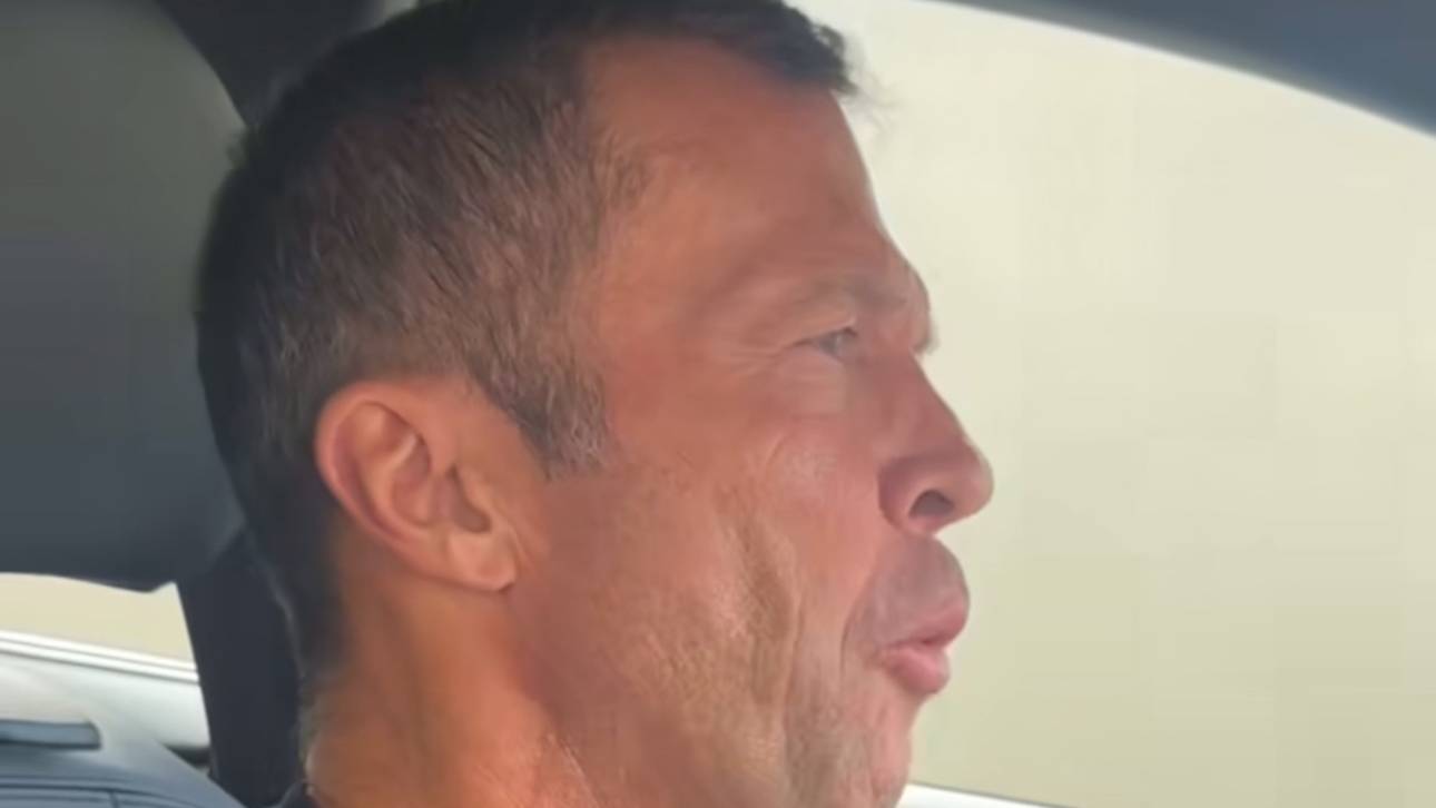 Lothar Matthäus zu sehen in einem Audi auf dem Weg durch die Berliner Innenstadt